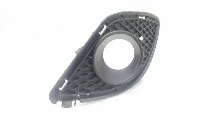Mercedes-Benz CLA C117,X117,W117 (2013 - 2019) A1178850222 Решетка противотуманной фары — фото 1
