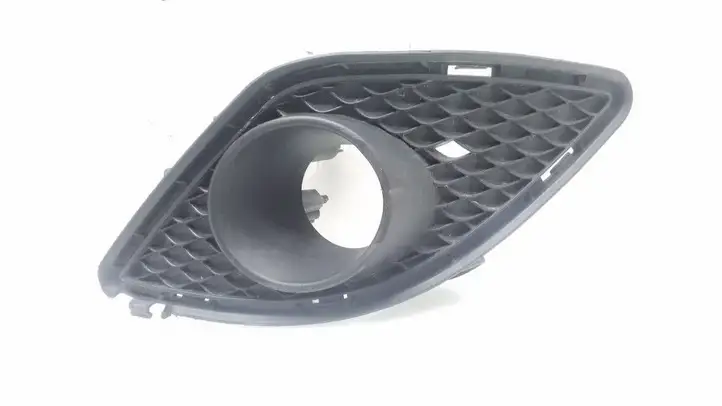 Mercedes-Benz CLA C117,X117,W117 (2013 - 2019) A1178850222 Решетка противотуманной фары — фото 2