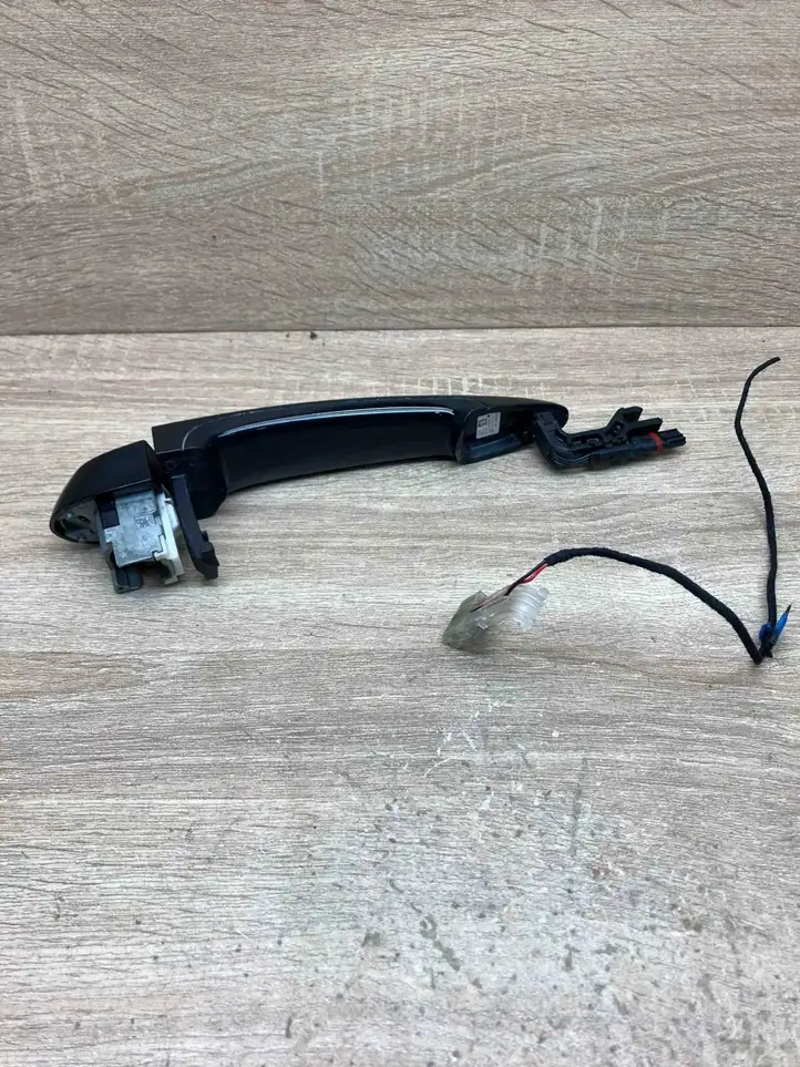 BMW 3 E90 E91 (2005 - 2012) 7138329 Наружная ручка двери — фото 2