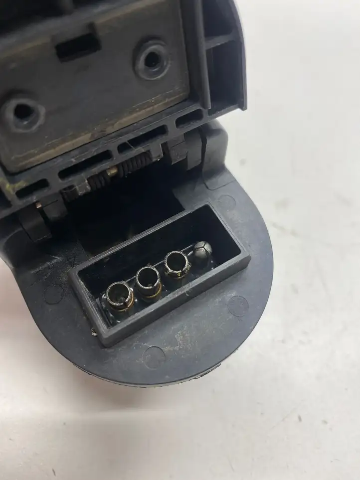 Ford F150 (2018 - 2020) 6447302 Розетка прицепа — фото 6