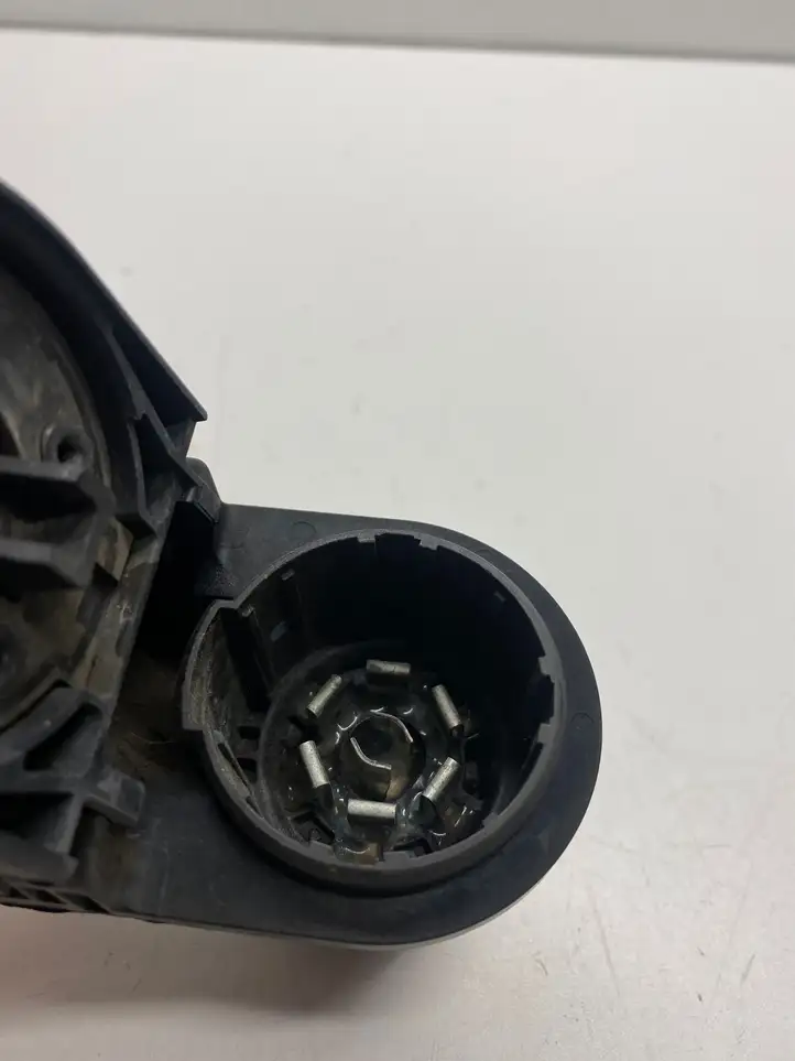 Ford F150 (2018 - 2020) 6447302 Розетка прицепа — фото 7