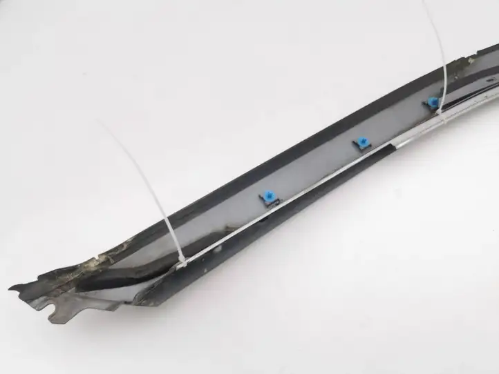 Nissan 350Z (2001 - 2009) 76836CD000 Накладка стоек лобового стекла — фото 7
