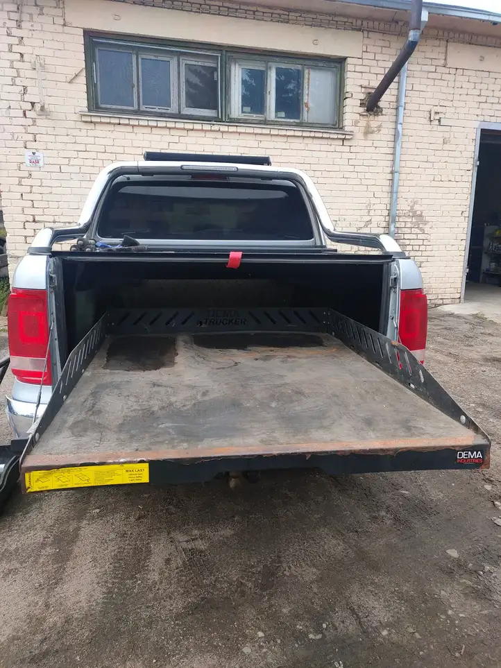 Volkswagen Amarok (2016 - 2023) Жалюзи кузова — фото 1
