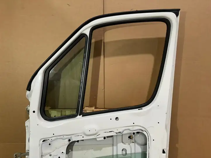 Volkswagen Crafter (2006 - 2016) Дверь — фото 3