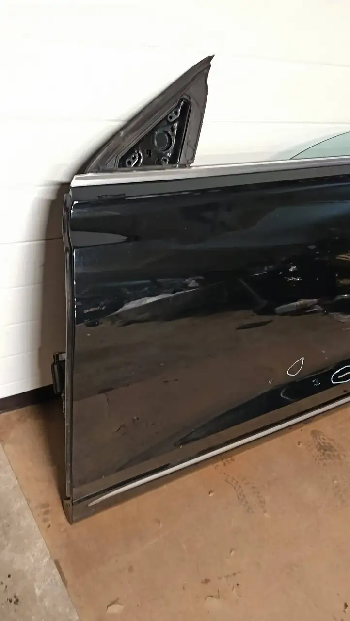 Audi Q8 (2018 - ) Дверь — фото 7