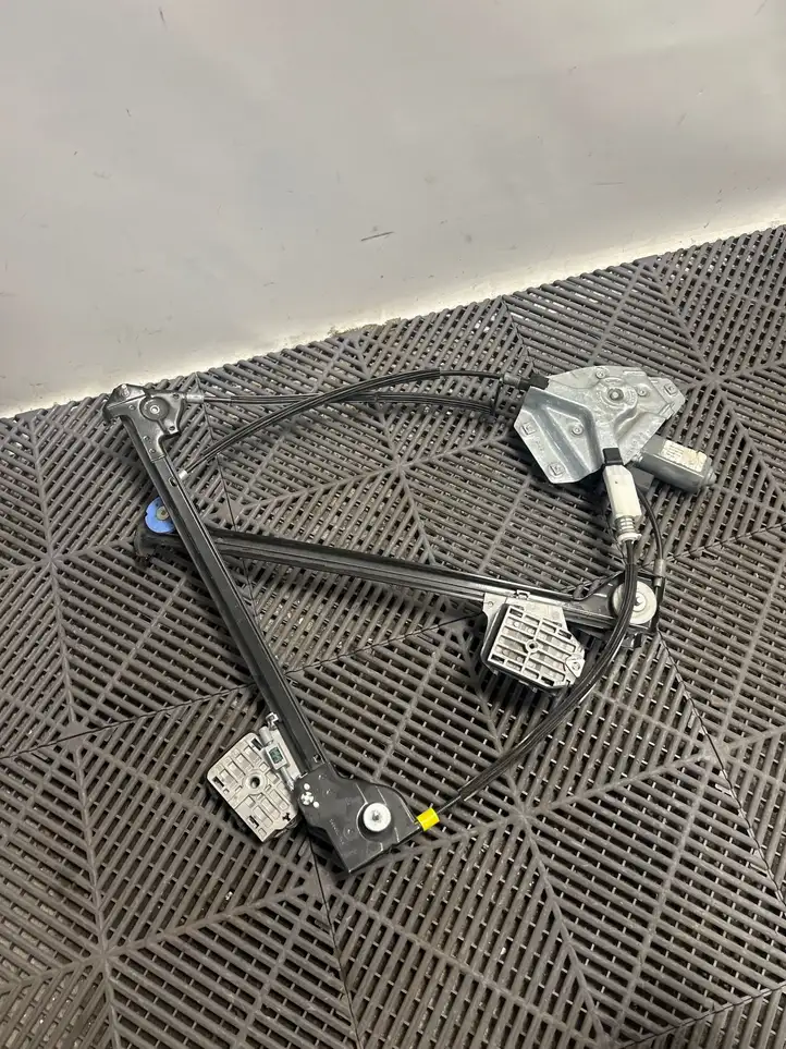 BMW M3 G80 (2020 - )  6837014Aa Передний комплект электрического механизма для подъема окна