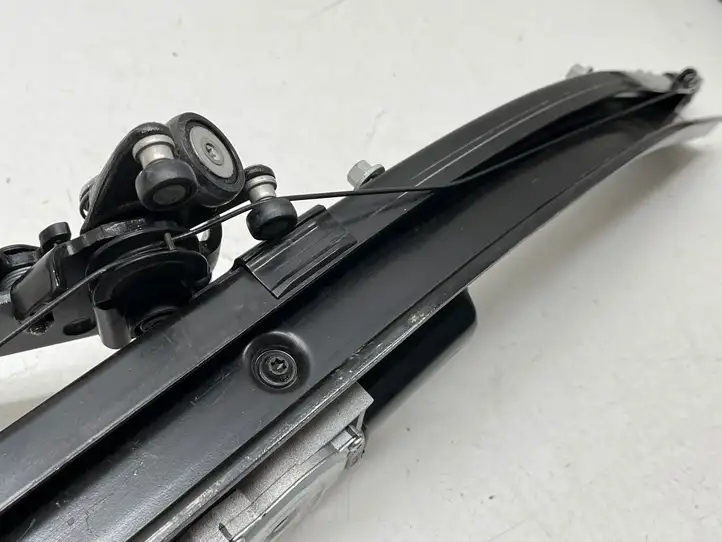 Chrysler Pacifica (2016 - )  PN5926736AB Автоматический механизм открывания