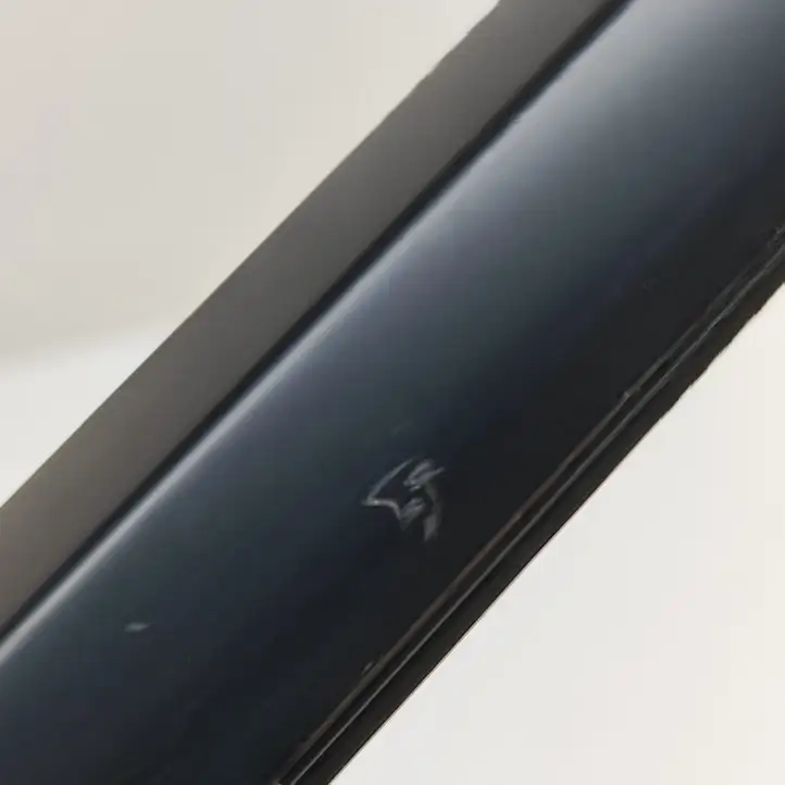 Tesla Model Y (2019 - 2024) 149571100D Накладка стекла двери — фото 6