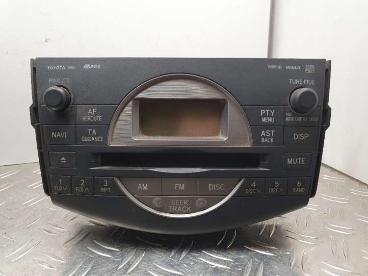 8612042140 Toyota RAV 4 (XA30) Radija/ CD/DVD grotuvas/ navigacija