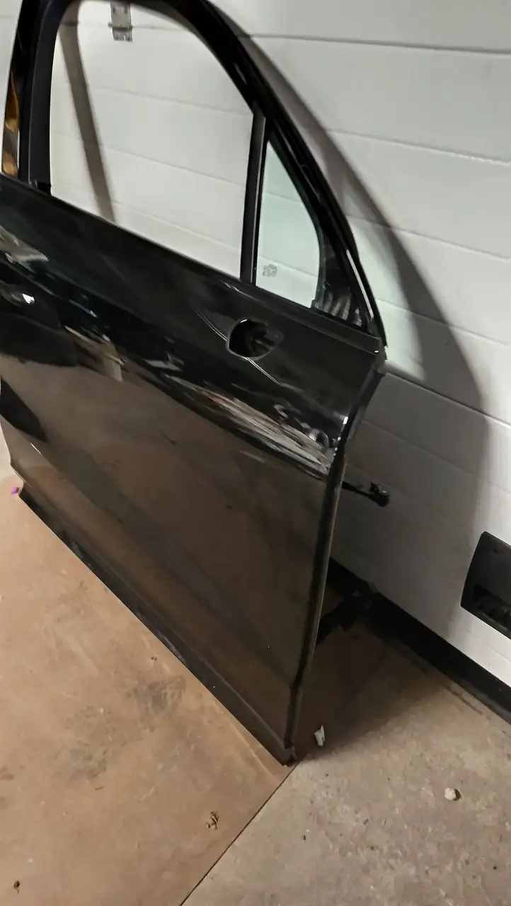 Porsche Cayenne (9Y0 9Y3) (2018 - ) Дверь — фото 3