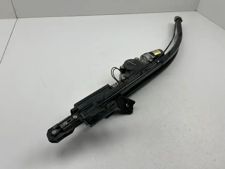 Chrysler Pacifica (2016 - )  62024F Мотор раздвижной двери