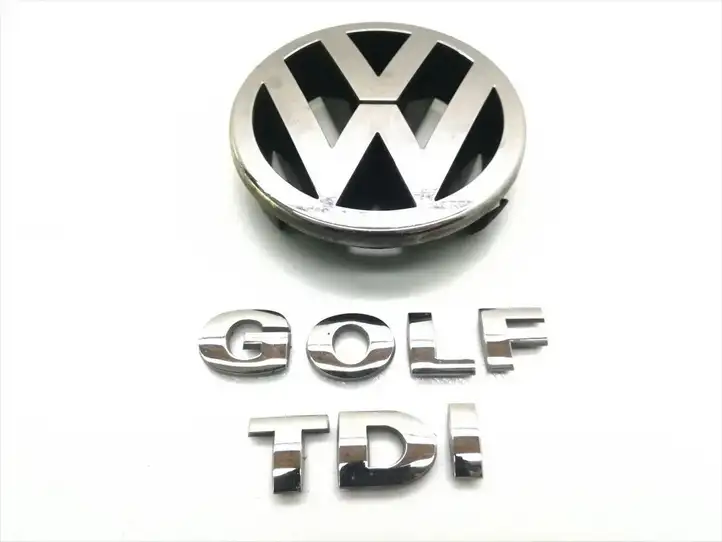 Volkswagen Golf V (2003 - 2009) Эмблема модели — фото 1