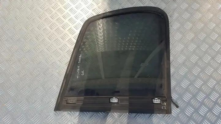 Volkswagen Touran I (2003 - 2010) 1t0845041 Заднее боковое стекло — фото 1