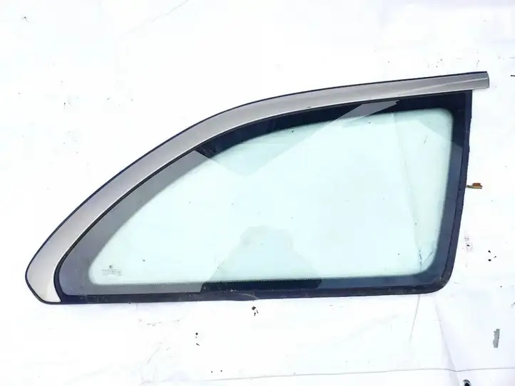 Skoda Octavia Mk2 (1Z) (2004 - 2013) Заднее боковое стекло — фото 1