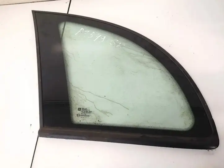 Opel Meriva A (2002 - 2006) Заднее боковое стекло — фото 1