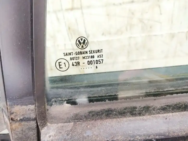 Volkswagen Golf V (2003 - 2009) Форточка двери — фото 3