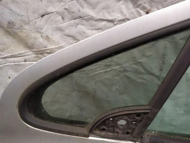 Peugeot 307 CC (2001 - 2005) Форточка двери — фото 2