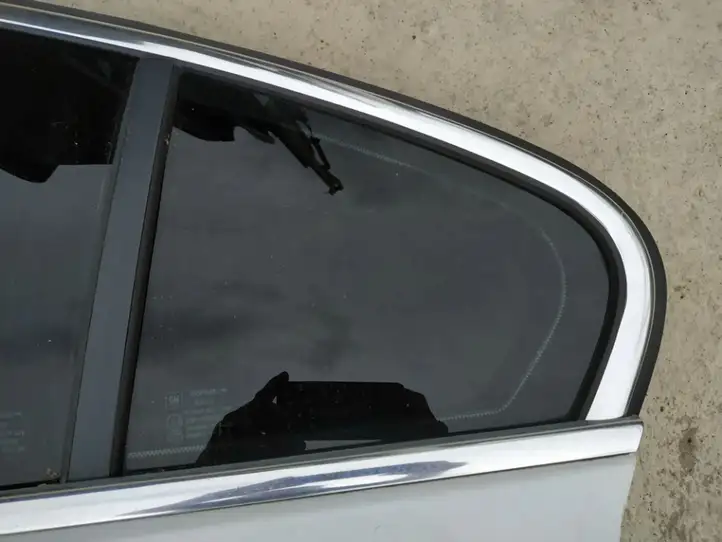 Opel Insignia A (2008 - 2017) Форточка двери — фото 2