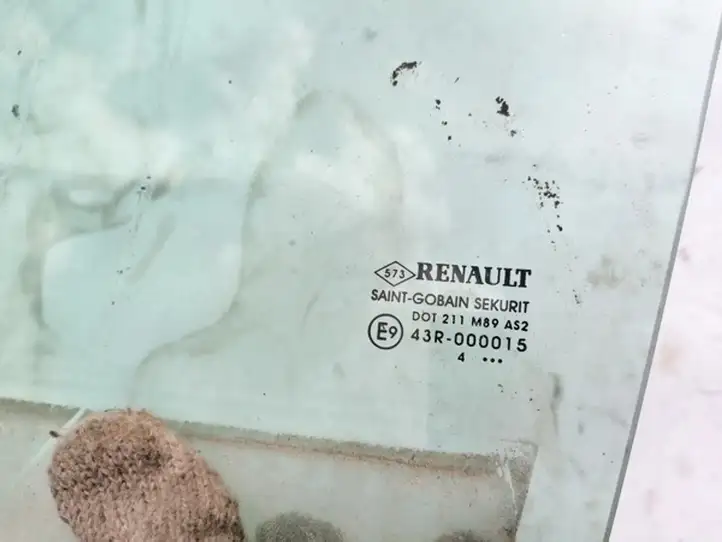 Renault Modus (2004 - 2007) Стекло задней двери — фото 2