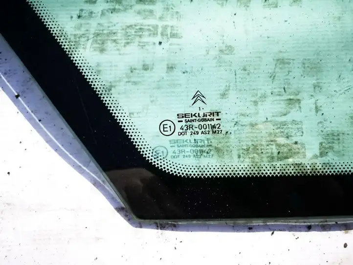 Citroen Xsara Picasso (1999 - 2012) Треугольное стекло кузова — фото 2