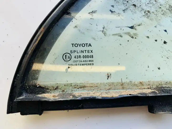 Toyota Avensis T250 (2003 - 2006) Форточка двери — фото 2