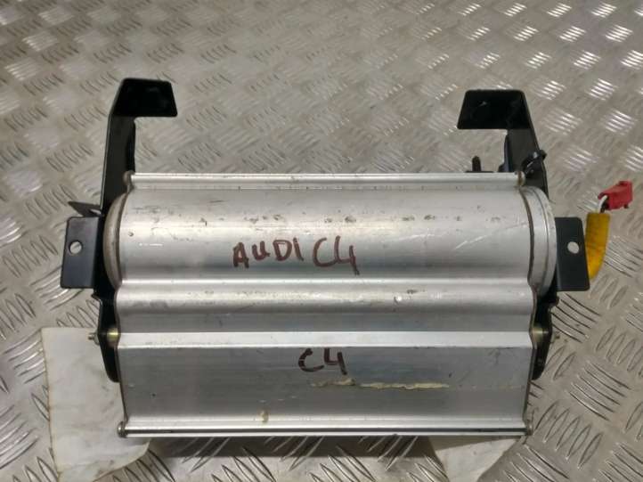 90460210 Audi A6 S6 C4 4A Keleivio oro pagalvė