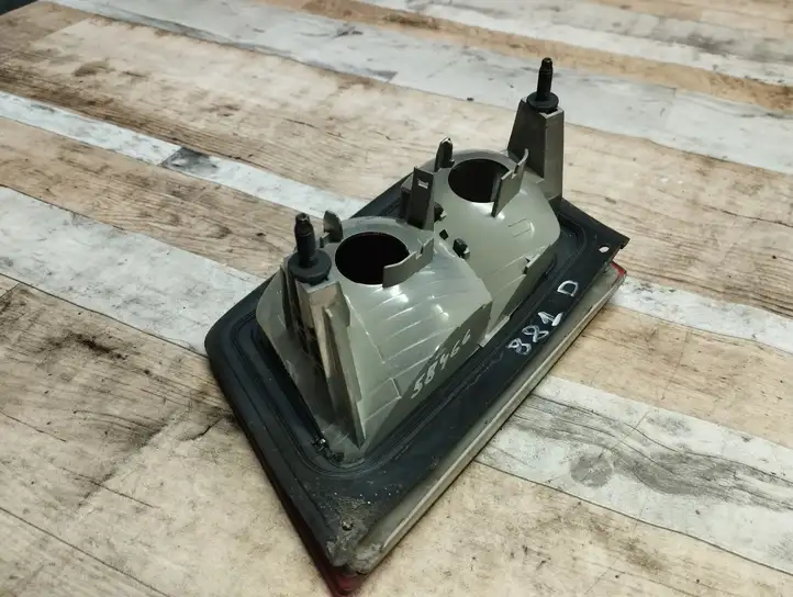 Saab 9-3 Ver1 (1998 - 2005) 25480204 Задний фонарь в крышке багажника — фото 4