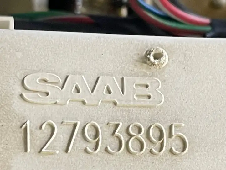 Saab 9-3 Ver1 (1998 - 2005) 12793895 Передняя подсветка — фото 2