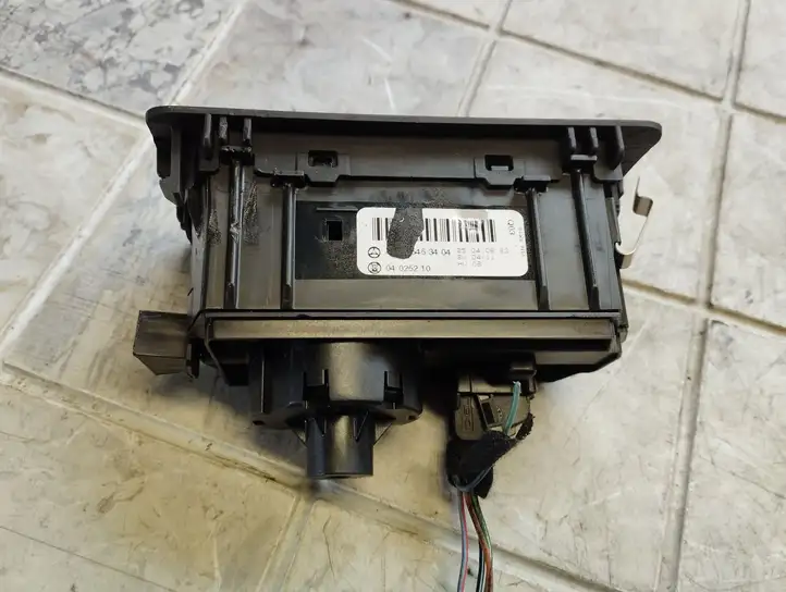 Mercedes-Benz R W251 (2005 - 2013) A2515453404 Включатель фонарей — фото 5