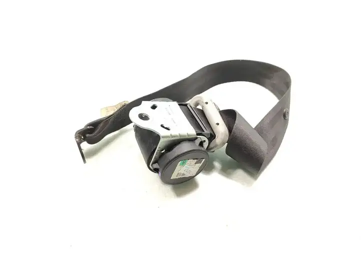 Toyota Verso (2009 - 2012) 73360-0F020 Задний ремень безопасности — фото 1
