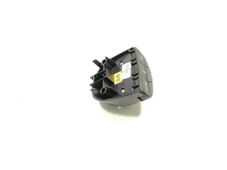 Chevrolet Lacetti (2008 - 2013) Кнопки на рулевом колесе — фото 3