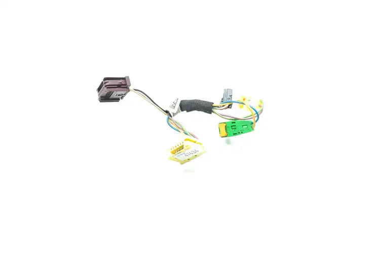 Mercedes-Benz C W204 (2007 - 2014) 305561510-AB Прочая электропроводка — фото 1