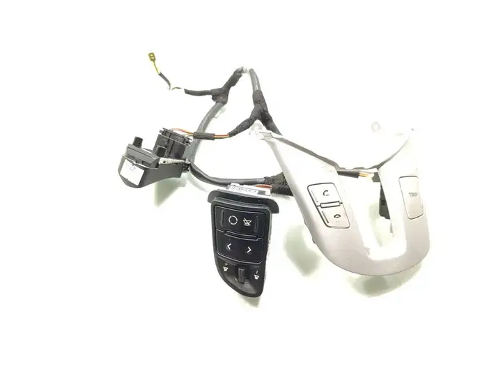 Kia Ceed (2010 - 2012) 96720-1H500 Кнопки на рулевом колесе — фото 1