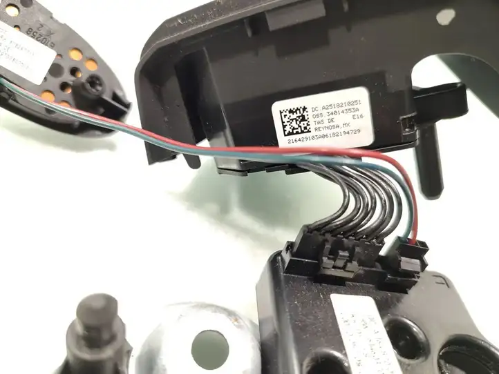 Mercedes-Benz R W251 (2005 - 2013) A1644605103 Кнопки на рулевом колесе — фото 4