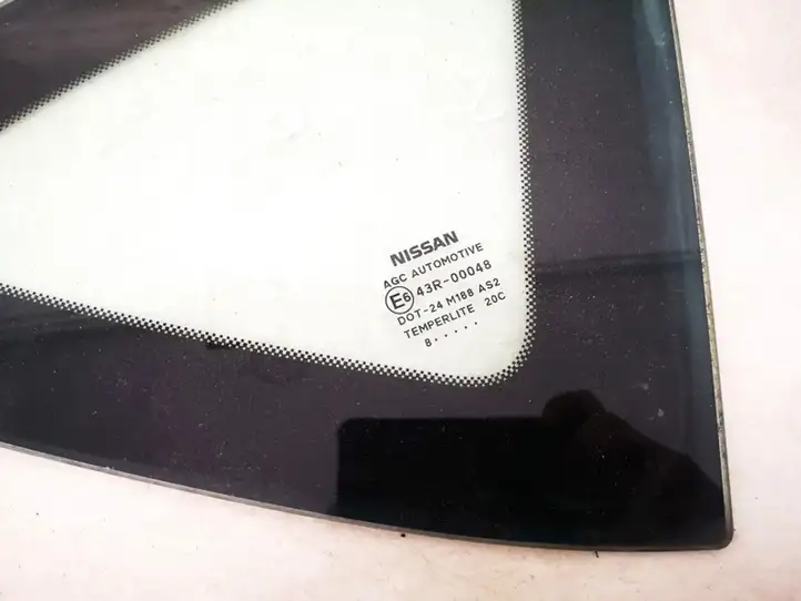 Nissan Qashqai (2006 - 2010) Заднее боковое стекло — фото 2