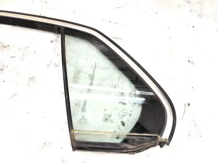 Volkswagen Jetta V (2005 - 2010) Форточка двери — фото 2
