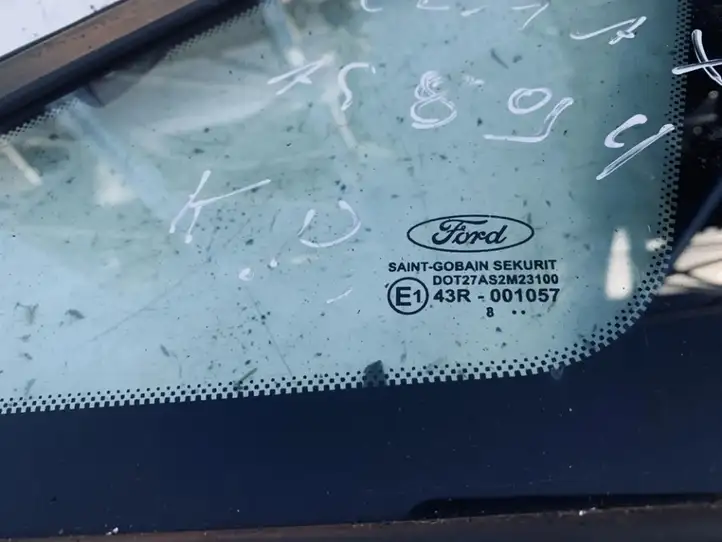 Ford C-MAX I (2007 - 2010) Треугольное стекло кузова — фото 3