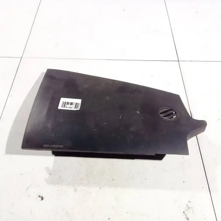 Toyota Corolla Verso AR10 (2004 - 2009) 505400f010 Прочие детали салона — фото 1