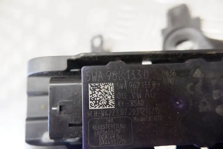 Volkswagen ID.3 (2019 - ) 5WA962133D Антенна системы Keyless — фото 6
