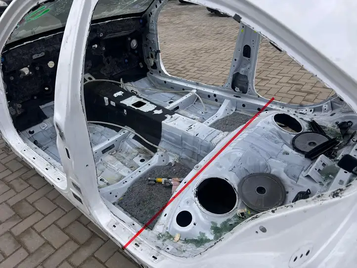 Lexus IS III XE30 (2013 - 2016) Задняя часть кузова — фото 3
