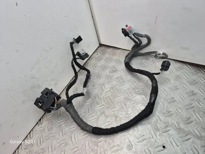 Ford Focus (2015 - 2019) F1ET15K857CRG Проводка аудиосистемы — фото 3