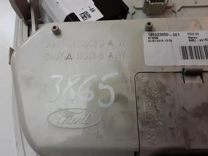 Ford Kuga II (2013 - 2019) BM51A519D56BA Очечник — фото 2