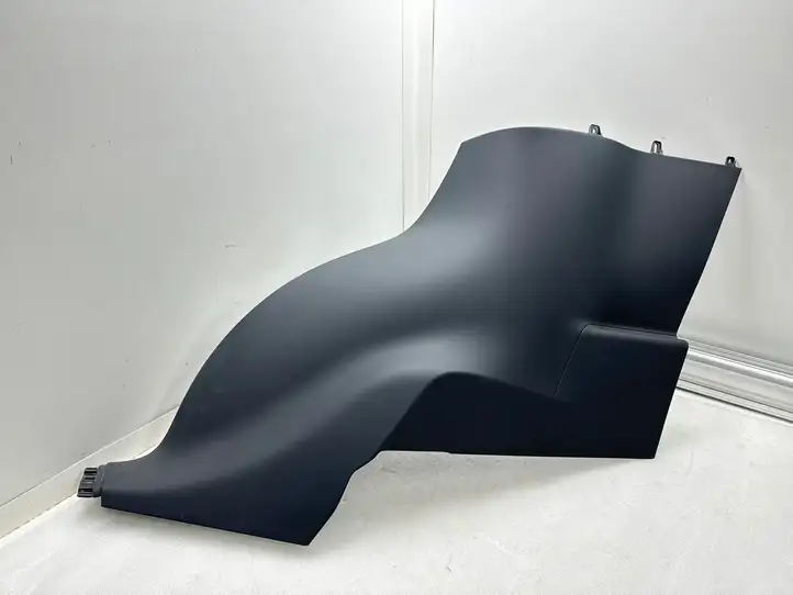Tesla Model X (2021 - ) 107329000H Прочая отделка багажника — фото 1