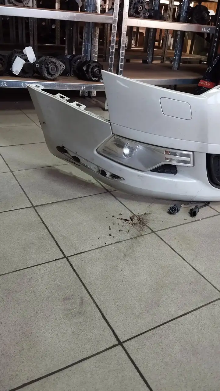 Citroen C5 (2008 - 2017) 9681052880 Кронштейн переднего бампера — фото 2