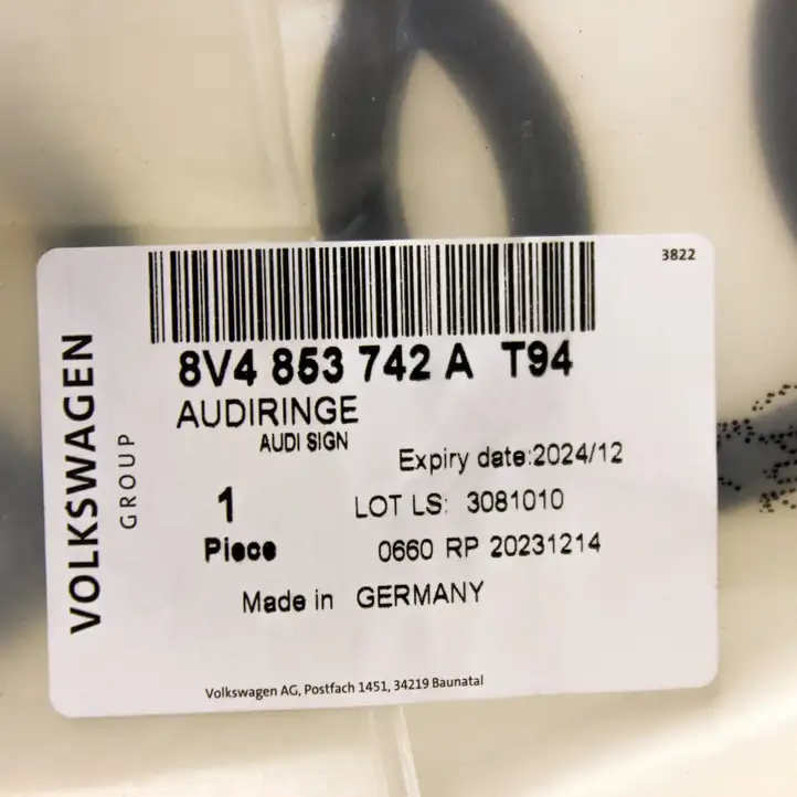 Audi A3/S3 8V (2012 - 2016) 8V4853742AT94 Эмблема производителя — фото 3