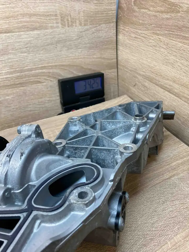 BMW 1 F20 F21 (2011 - 2019) 7644804 Кронштейн генератора — фото 7