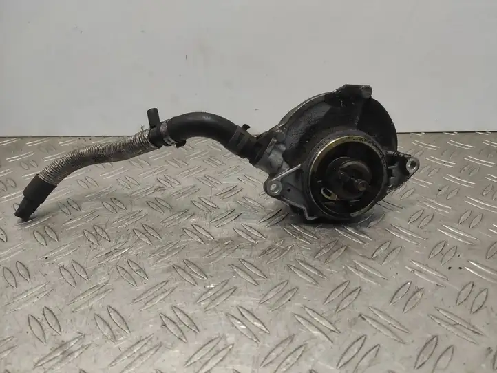 Audi A6 S6 C6 4F (2008 - 2011) 057145100AE Тандемный насос — фото 3