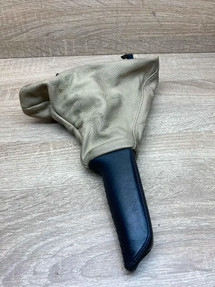 BMW 3 E90 E91 (2005 - 2012) E90HandBrakeLever Отделка ручного тормоза — фото 2