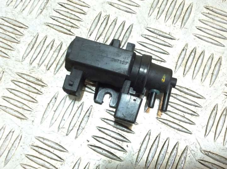 7796634 BMW 5 E60 E61 Solenoidinis vožtuvas