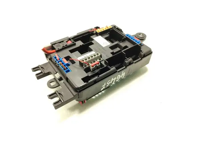 BMW 3 E92 E93 (2005 - 2014) 9261111 Блок предохранителей — фото 1
